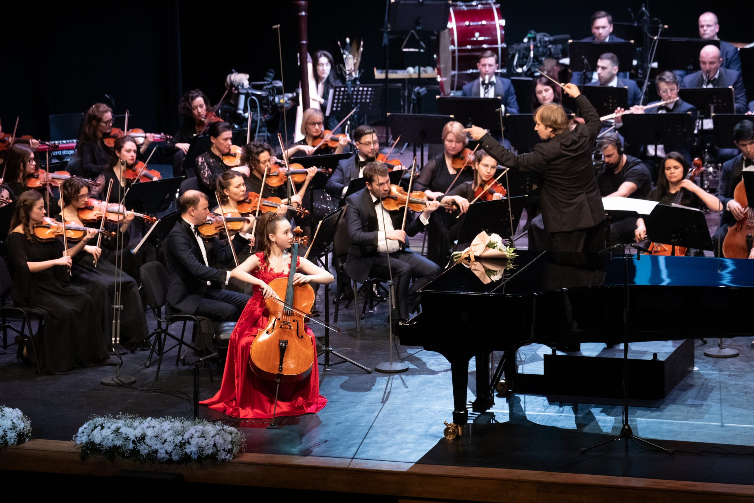 Продлен прием заявок на II Международный конкурс молодых музыкантов «Симфония Ямала»!